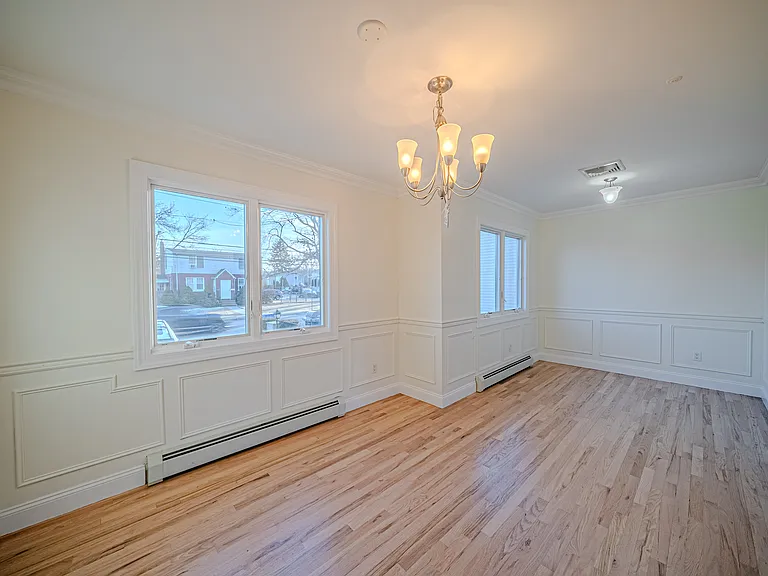 47 Columbus Dr — Photo 18