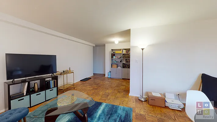 Rented by LoHo Realty | media 13