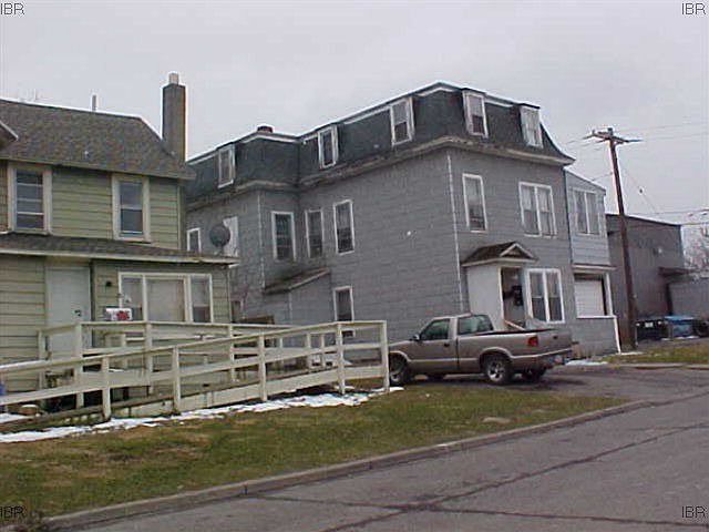 1st image of 1 E Garfield St