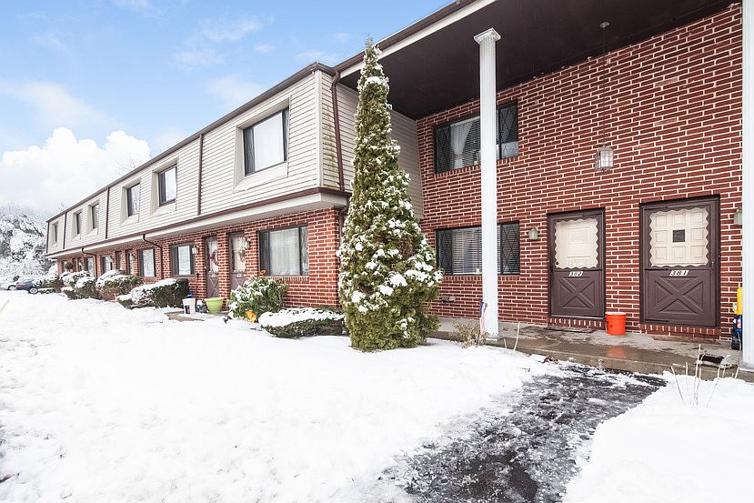 1st image of 382 Farrwood Dr