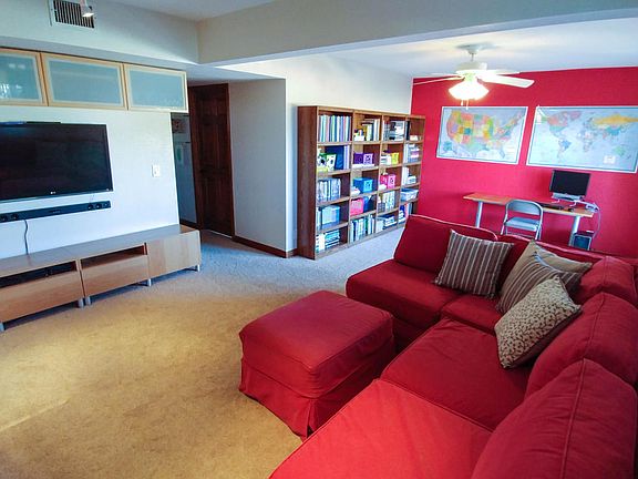 5th image of 4240 E Holmes Cir