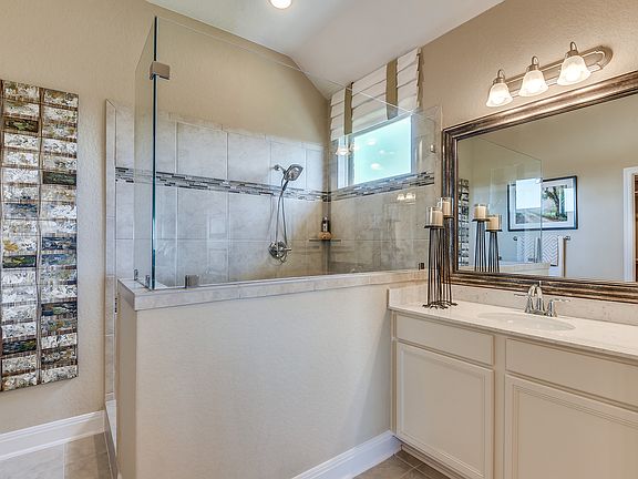 4th image of 4618 Segovia Way