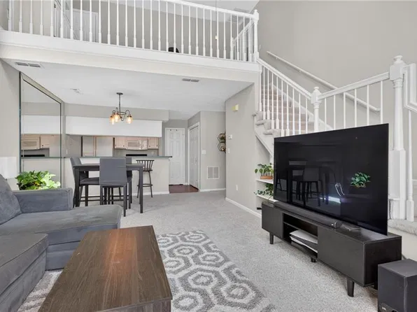 2112 Willow Point Arch, Chesapeake, VA 23320