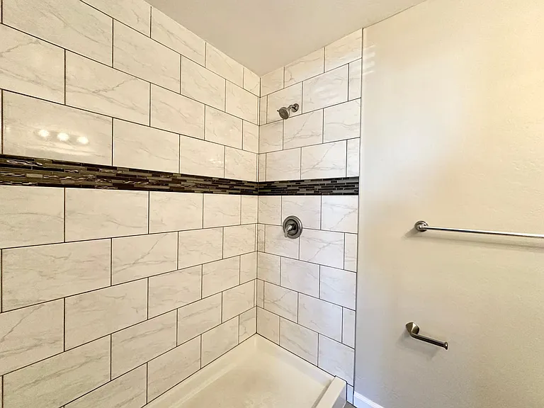 4170 Texas St #7 — Photo 17