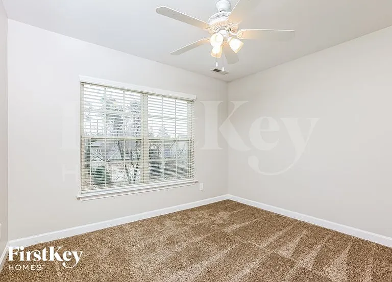 63 Sugarfield Ln — Photo 14