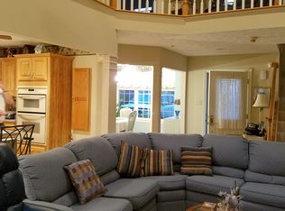 300 Prestonwood Ln, Mcmurray, PA