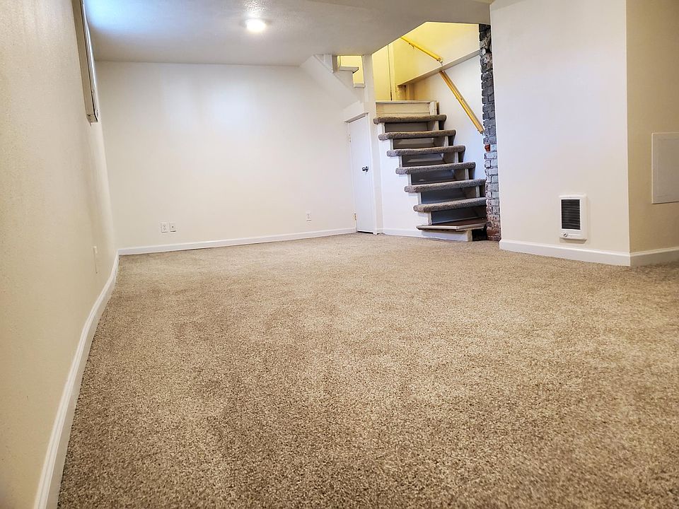 1st image of 8422 E Alki Ave #B