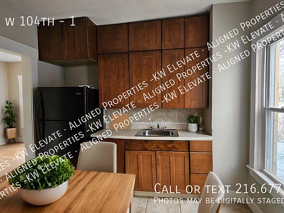 3rd image of 2236 W 104th St Unit 1