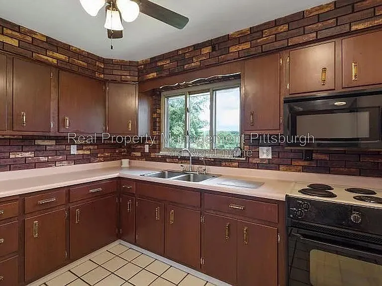 509 Central Ave — Photo 8