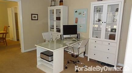 Front Office
						:
						Great Office or living space
