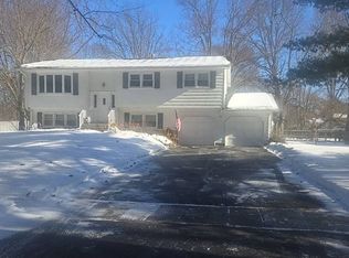 48 Hankins Rd, East Windsor, NJ 08520