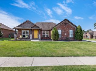 705 Dollar St, Cave Springs, AR 72718