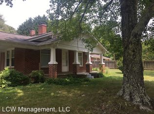 3809 Robinhood Rd, Winston Salem, NC 27106