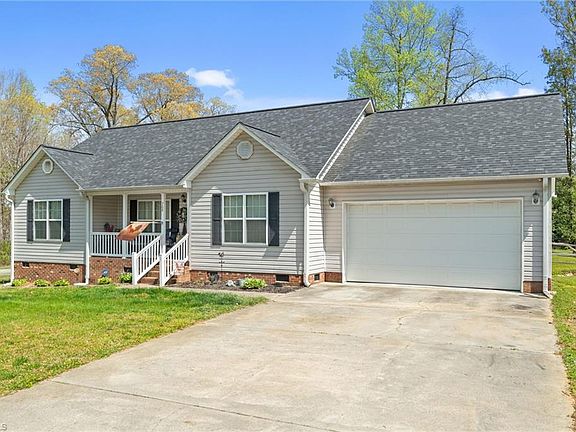 4th image of 768 Nat Conrad Rd