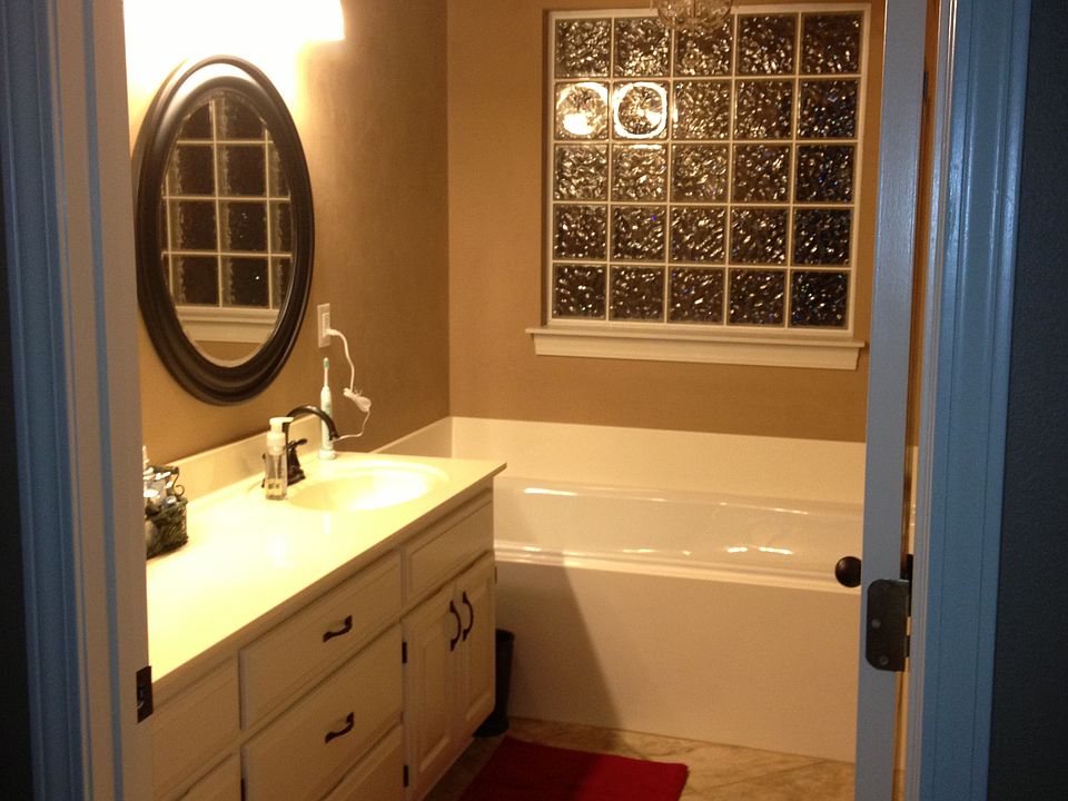 Master bath 