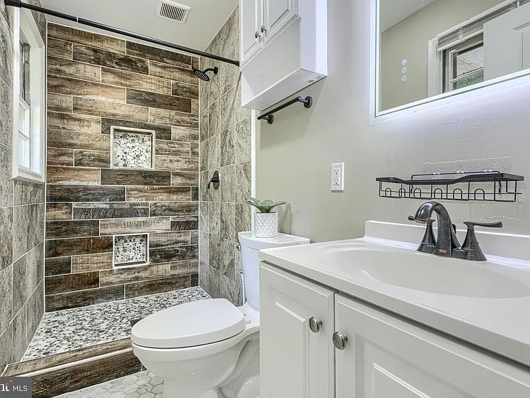 520 White Oak Dr — Photo 18