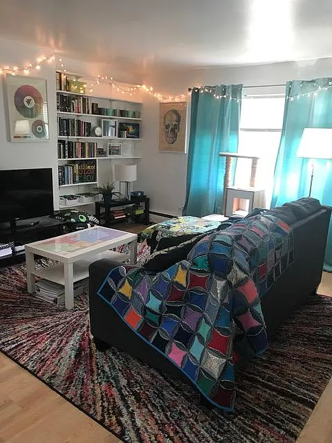 living room / office space view 2 - 342 S 1200 E #4
