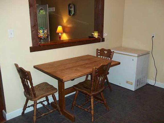 4th image of 630 Doran Ave