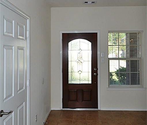 3rd image of 10430 Whisper Bluff Dr