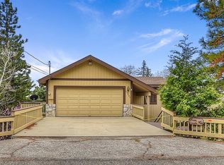 27737 Saint Bernard Ln, Lake Arrowhead, CA 92352