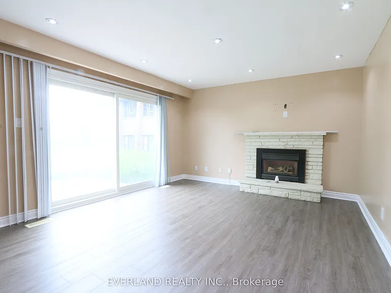 59 Brimorton Dr — Photo 8