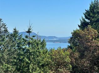 130 Blackburn Rd, Saltspring Island, BC V8K 2B8