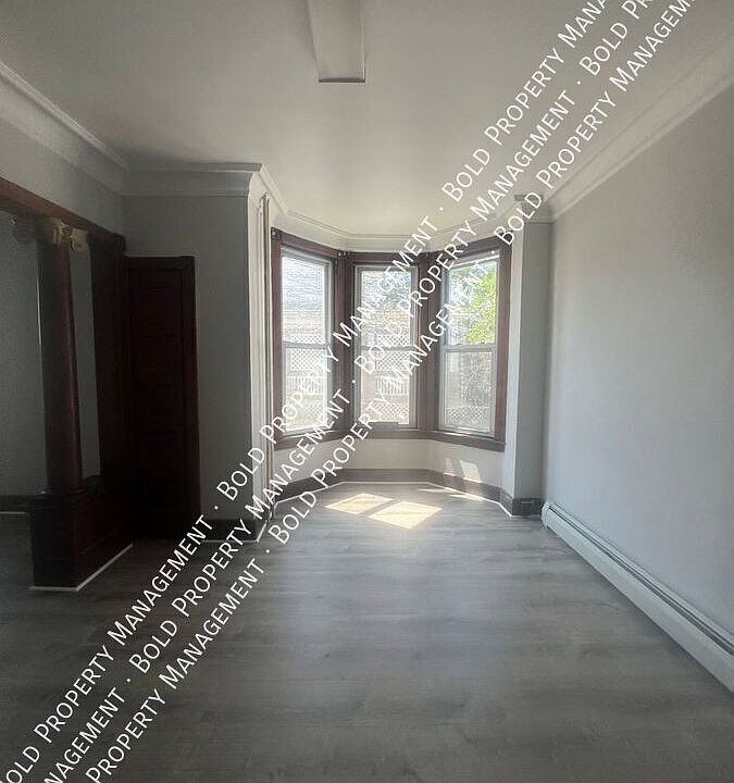 1st image of 423 Jonestown Rd #2