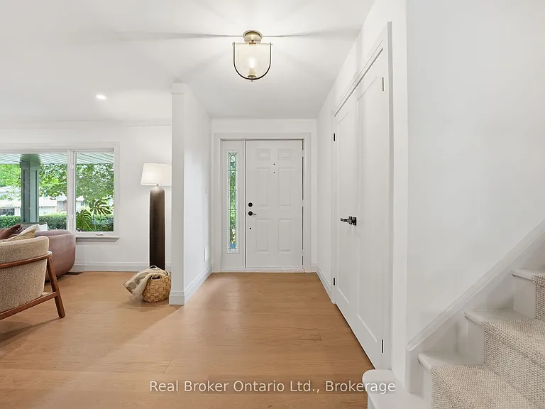 571 Leonard Ct — Photo 7