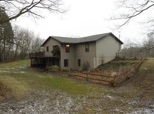 10575 Kingsbury Rd, Delton, MI 49046