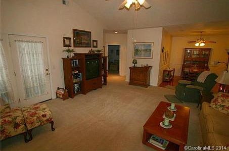 3rd image of 4440 Antelope Ln
