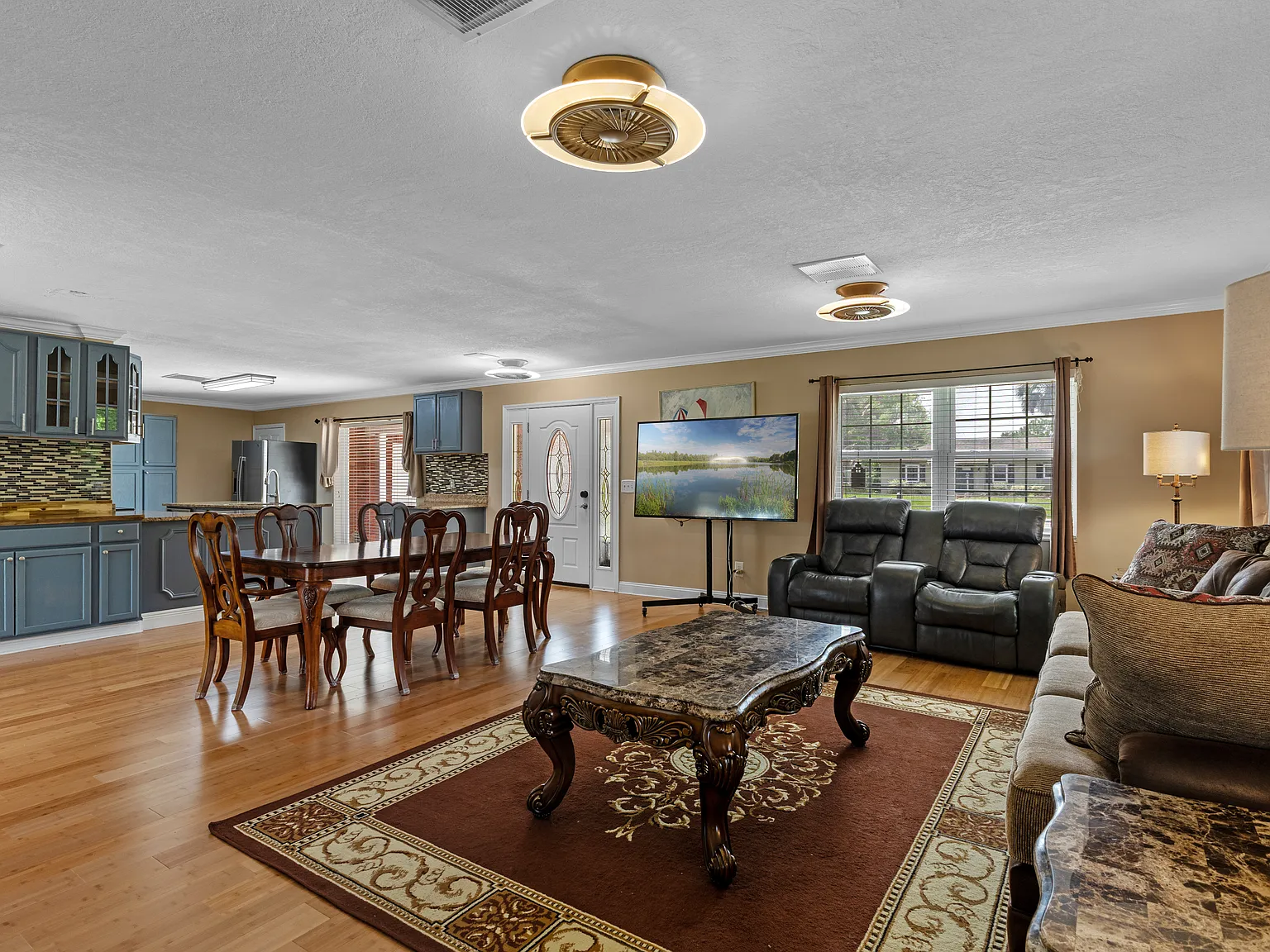 2622 Hibiscus Ct — Photo 4