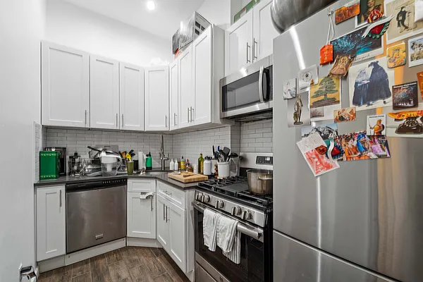 Rented by Corcoran | media 22