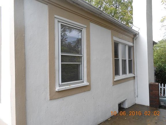 2nd image of 14443 Woodland Ave