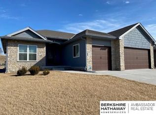 8811 S 23rd St, Bellevue, NE 68147