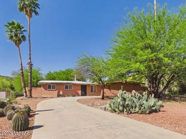 80 S Padilla Pl, Tucson, AZ 85745