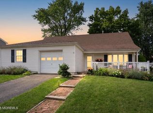 48 Cresci Blvd, Hazlet, NJ 07730
