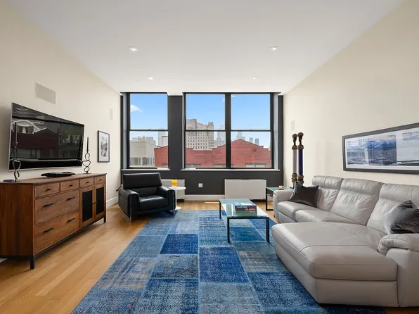 421 W 54th St APT 5C, New York, NY 10019