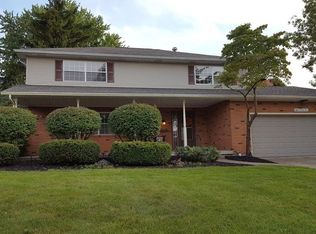 821 Weybridge Dr, Springfield, OH 45503