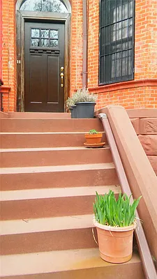 Rented by R New York | media 15