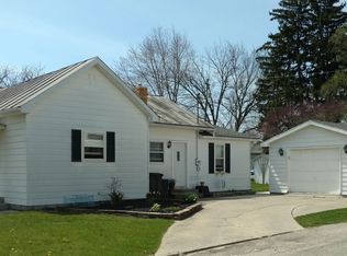1144 Wayne Ave, Defiance, OH 43512