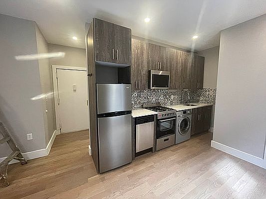 1st image of 612 W 182nd St #B3