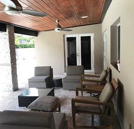 3rd image of 16120 W Troon Cir