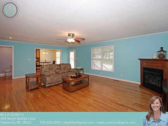 3rd image of 404 Seven Springs Loop