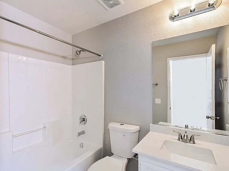 4913 Shady Rim Ct — Photo 18
