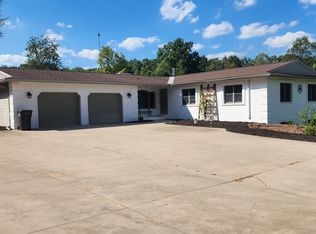 1083 N Bellamy Rd, Ionia, MI 48846