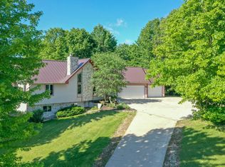 W3909 Hull Rd, Horicon, WI 53032