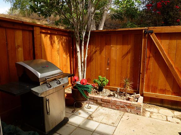 4th image of 7386 Calle Real APT 27