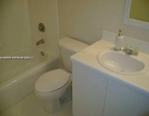 50 Menores Ave #606 — Photo 10