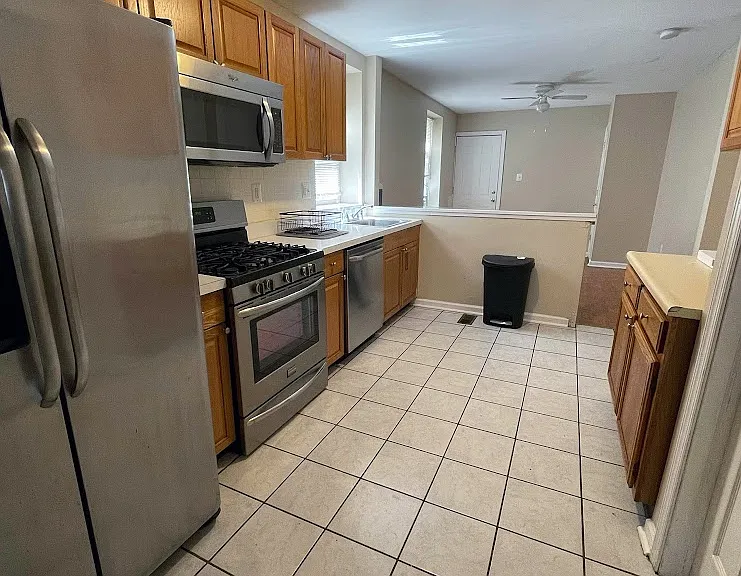 Eat In Kitchen