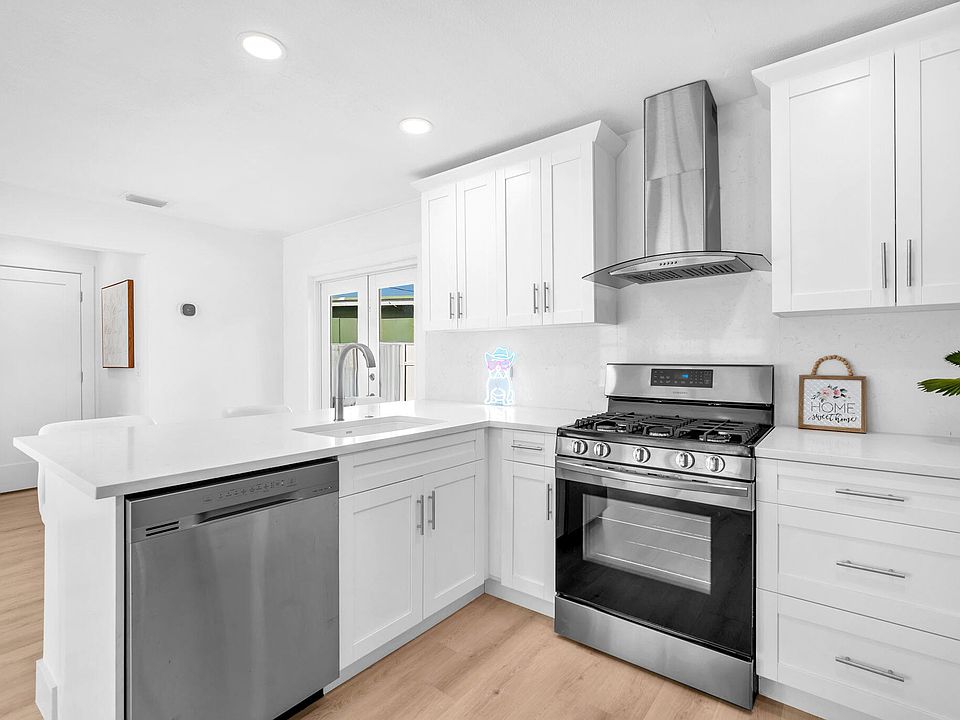 1st image of 3308 E El Vedado Court